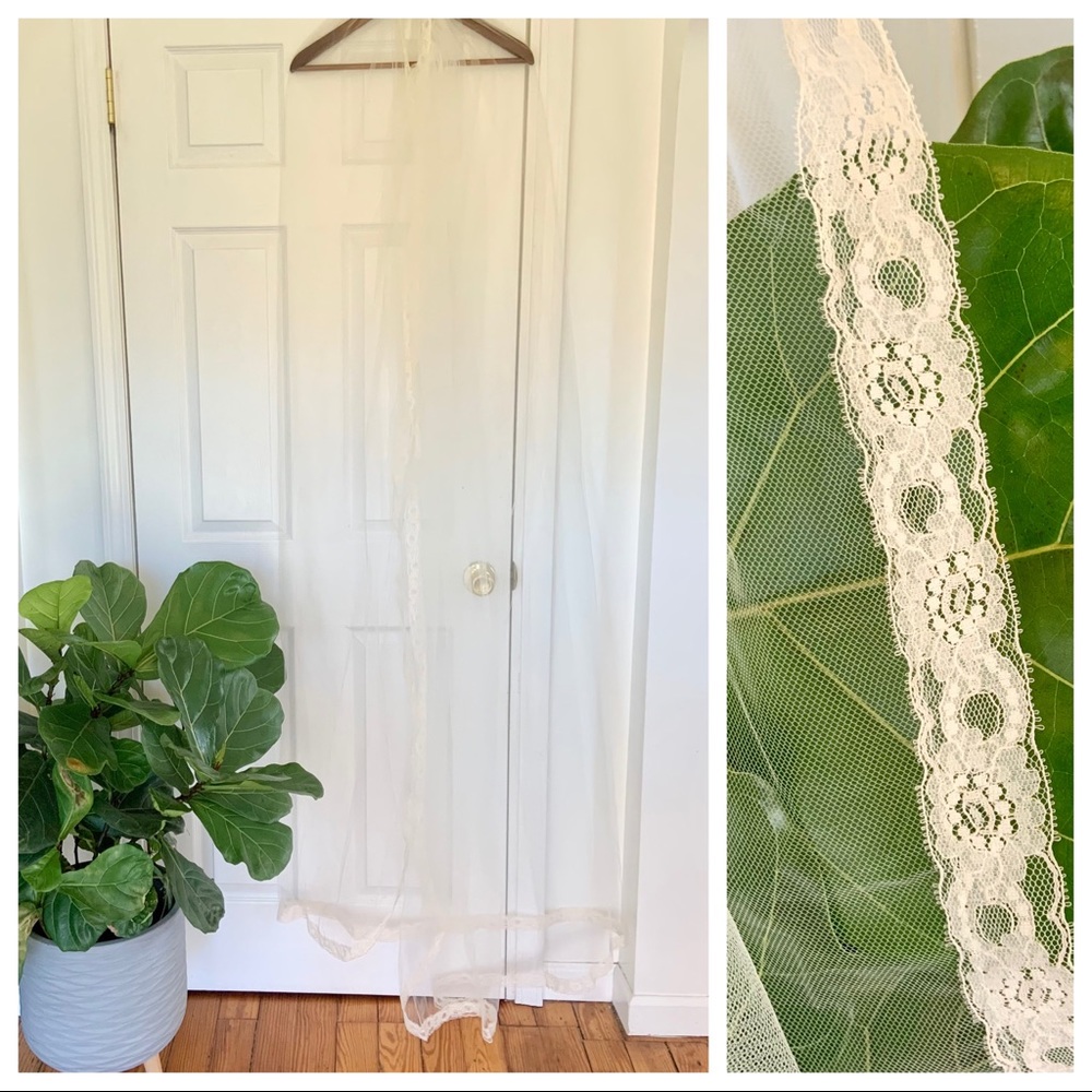 Vintage 1970’s Wedding Veil with Lace Trim